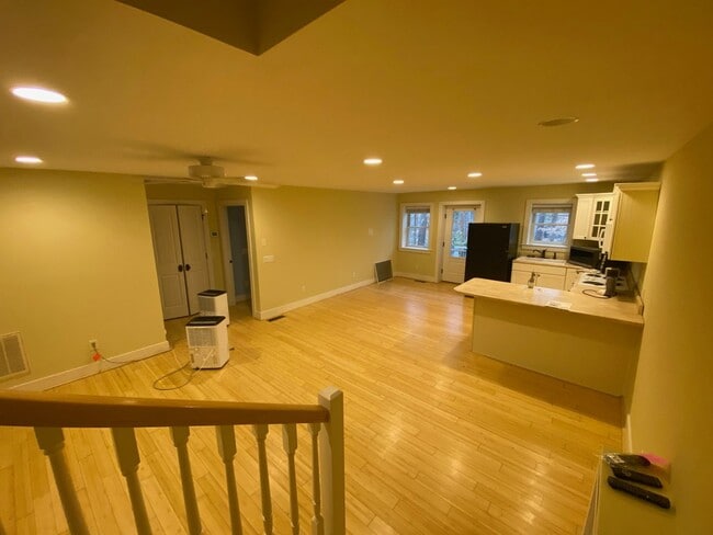 Building Photo - Private basement near UNC campus! Rental