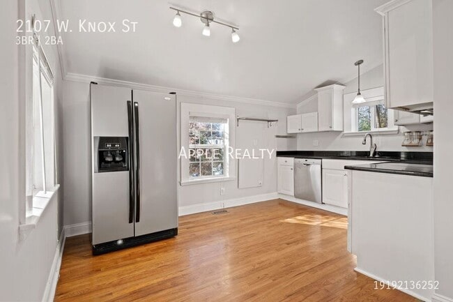 Photo - 2107 W Knox St