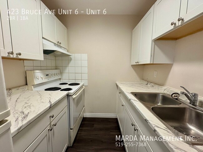 Photo - SPACIOUS 2BED/1BATH UPDATED UNIT ON BRUCE + HYDRO & GAS!! Unit 6