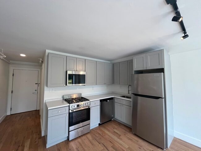 Photo - 850 Westside Ave Unit 11