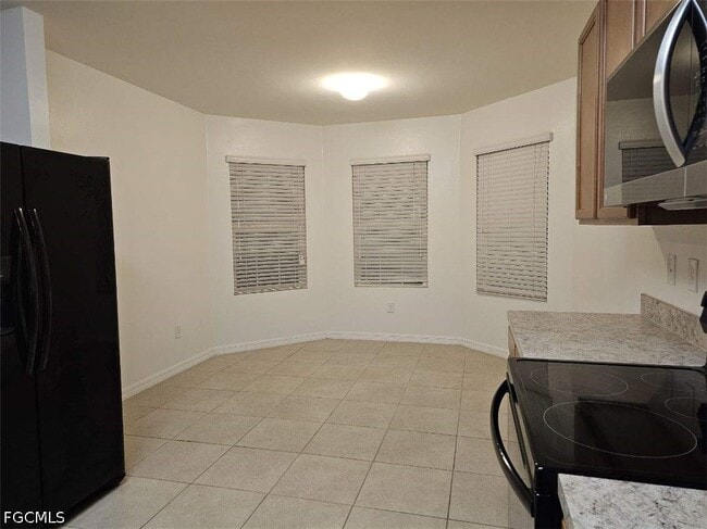 Photo - 114 SE 3rd St