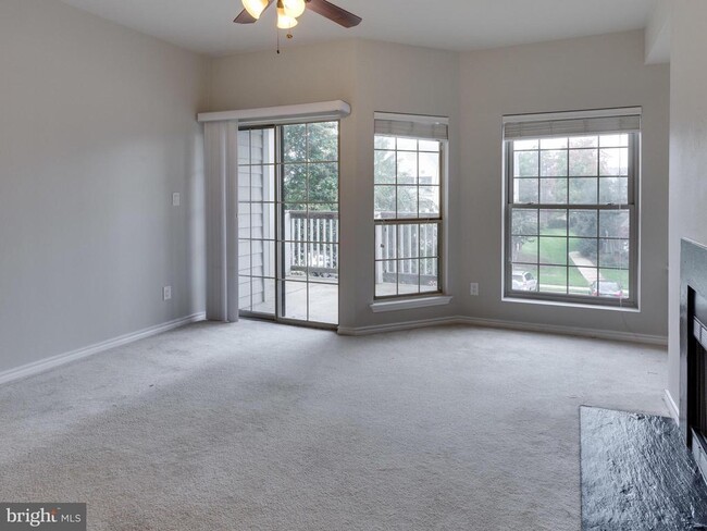 Photo - 3906 Penderview Dr Unidad 724