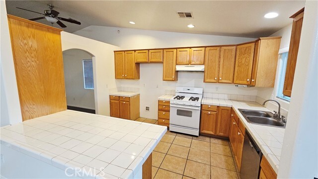 Photo - 16528 Avenida Mirola