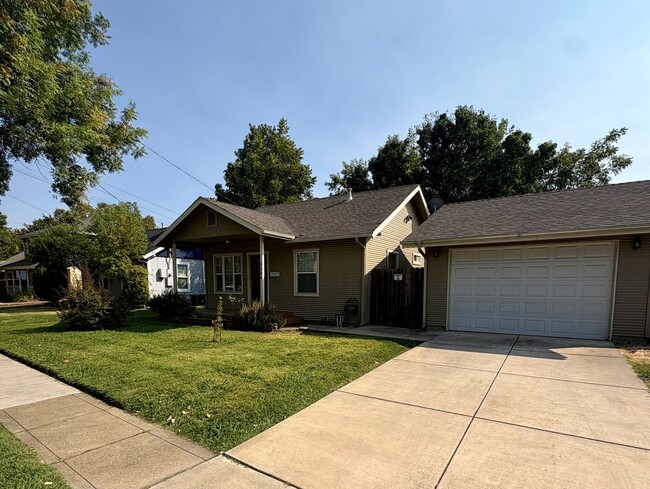 Photo - 5508 V St