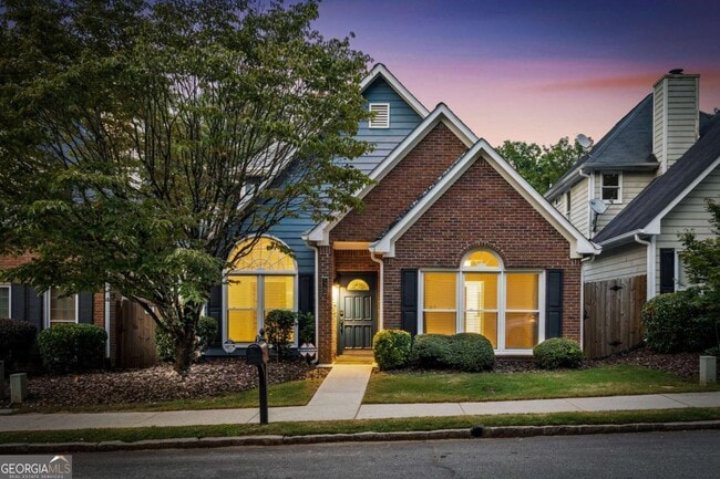 Building Photo - 529 Eastland Dr