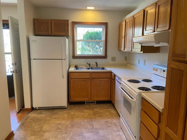 Photo - Carrboro / Weatherhill Condo AVAILABLE