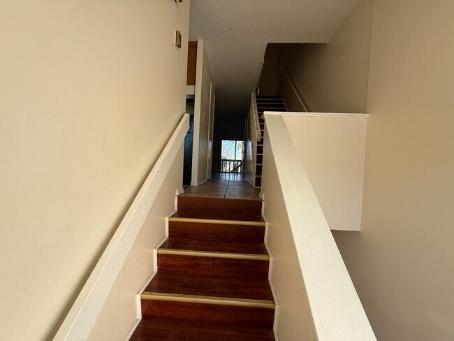 552 Shennecossett Rd