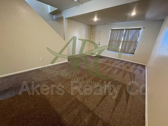 Photo - 178 E Spaulding Ave