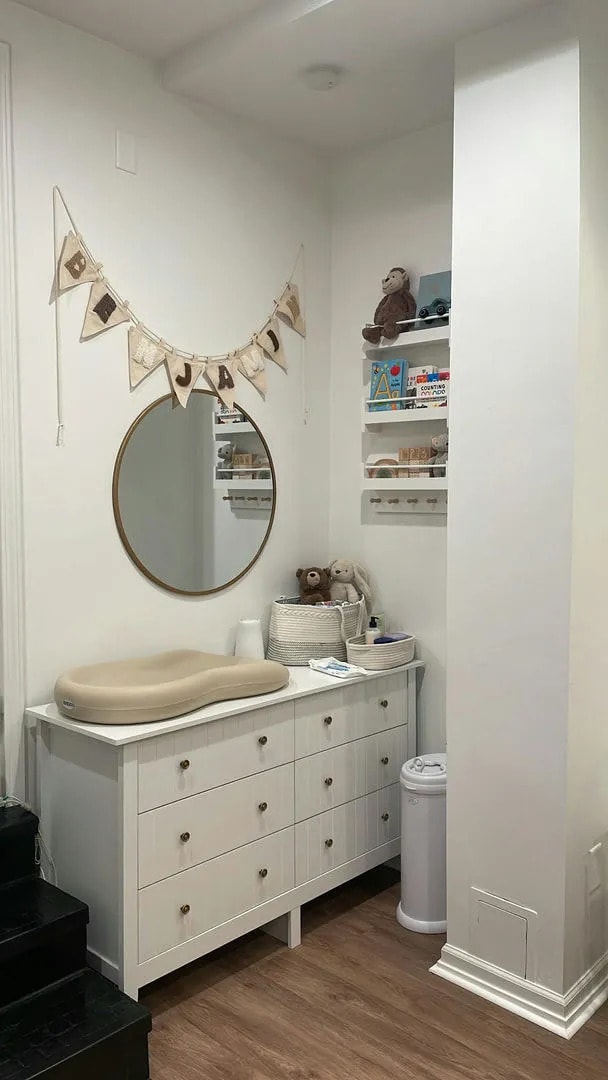 Photo - 2257 W Addison St