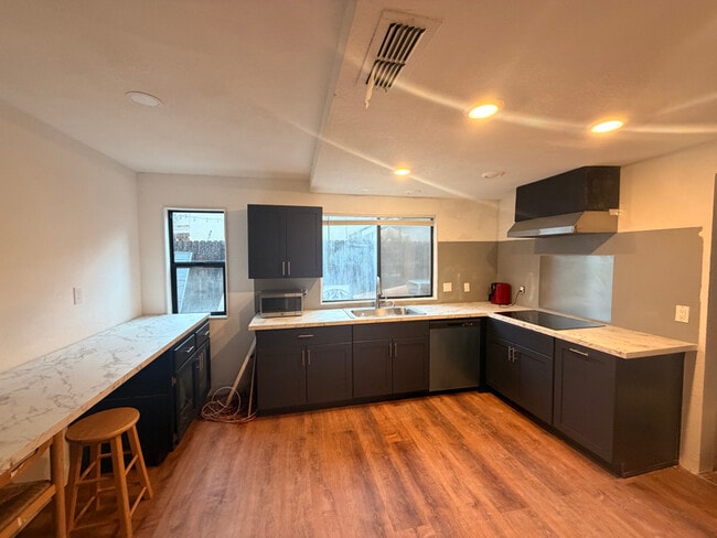 Photo - 3424 Bridgeford Dr