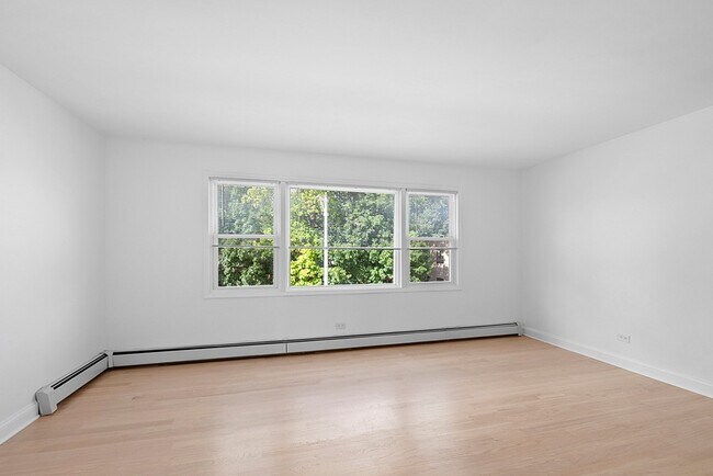 Photo - 7121 W 110th St Unit 2E