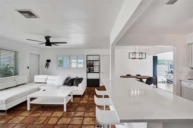 Photo - 2136 NE 3rd Way