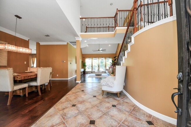 Photo - 17314 Pinecreek Hollow Ln