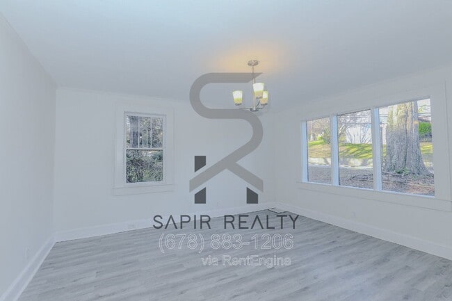 Photo - 1026 Lynhurst Dr SW