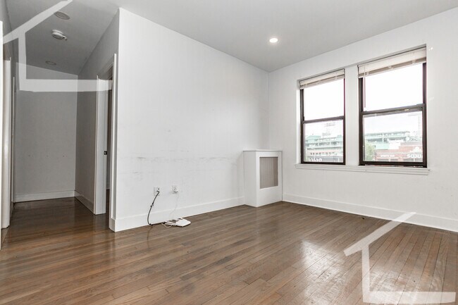 Photo - 11 Peterborough St Unit 10