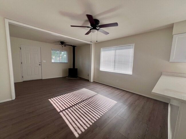 Photo - 1322 Chestnut St