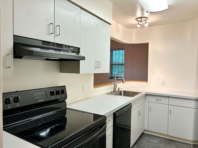 Photo - 110 Mill Street