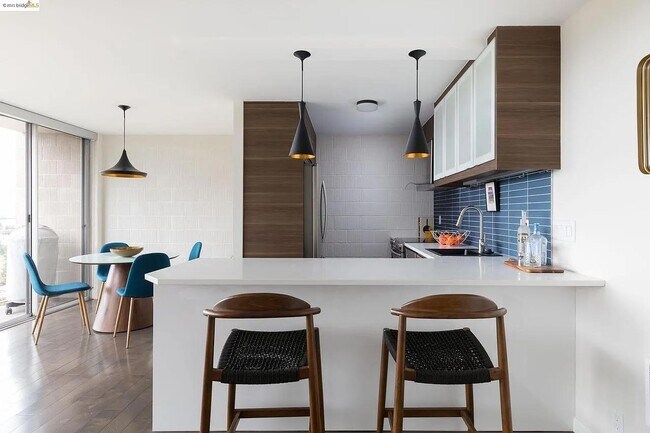 Photo - 1 Kelton Ct Unit 4A