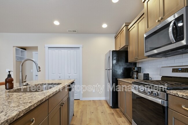 Photo - 1824 E Ringneck St