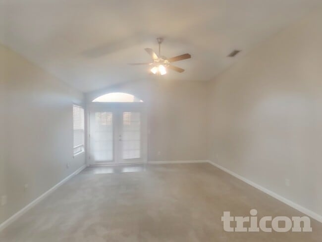 Photo - 1163 Homard Blvd E