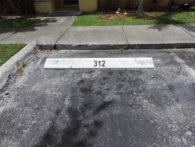 1408 SE 26th Ct