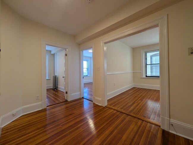 Photo - 881 Massachusetts Ave Apartment