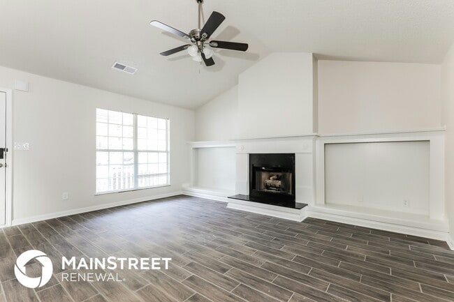Photo - 3708 Pointe Cir