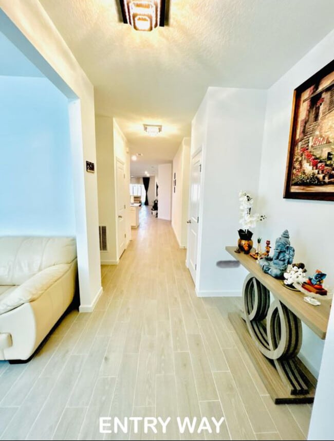 Photo - 35 White Rabbit Run