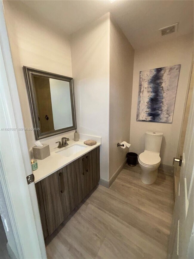 Photo - 16551 SW 75th St