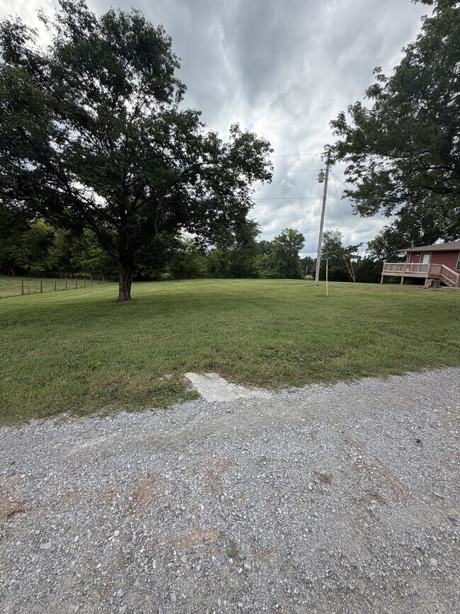 Photo - 7847 US-41