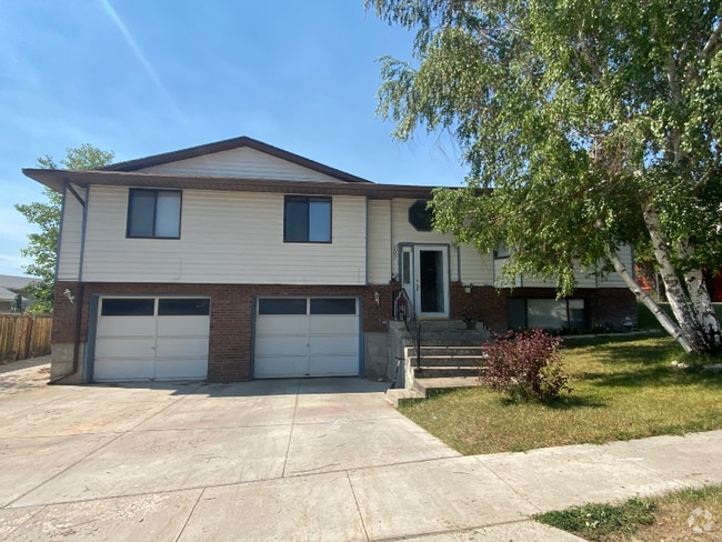 Building Photo - 207 Holbrook Ct Rental