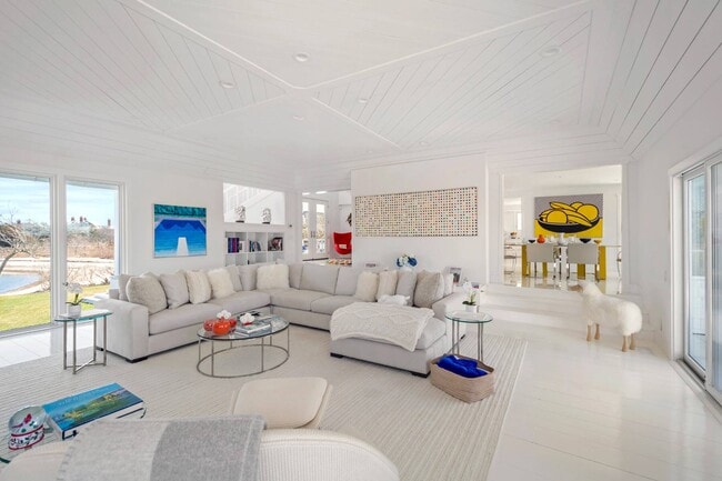 Photo - 64 West End Rd