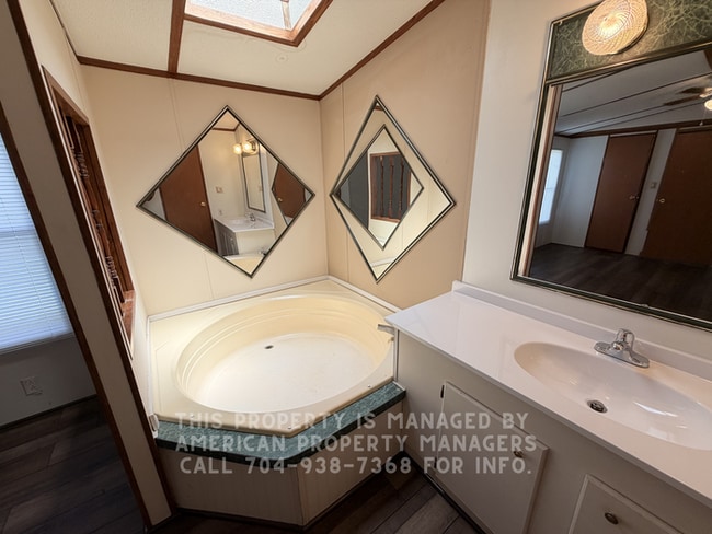 Photo - 128 Ashcraft Dr