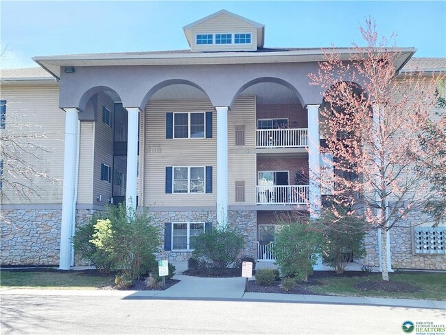 Photo - 252 N Walnut St Apartment Unit 210