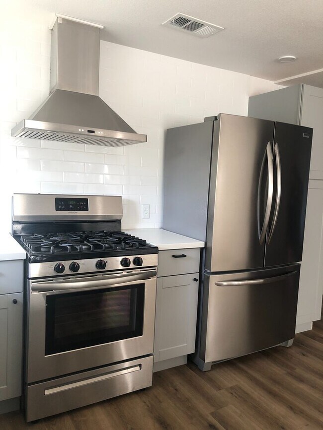 Photo - CUTE 3 BED/ 1 BATH - WON'T LAST!!!!!