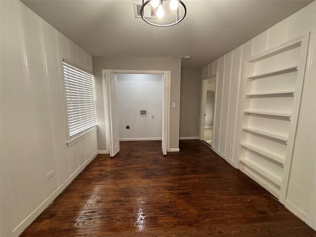 Photo - 1401 Austin St