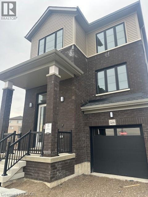 Photo - 466 Gillespie St