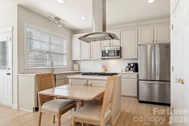Photo - 4442 Huntscroft Ln
