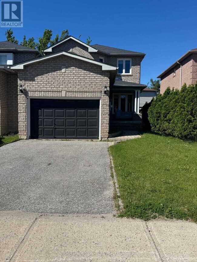 Photo - 118 Athabaska Rd