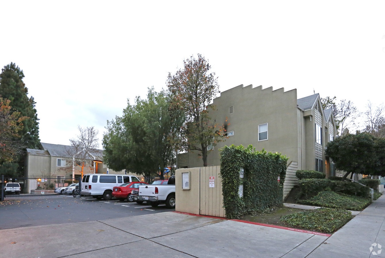 Photo - Troy Apartments