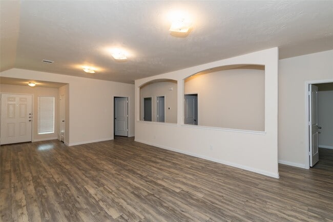 10338 Sunset Glow Ave