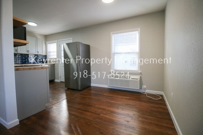 Photo - 2018 E 12th St Unit 2