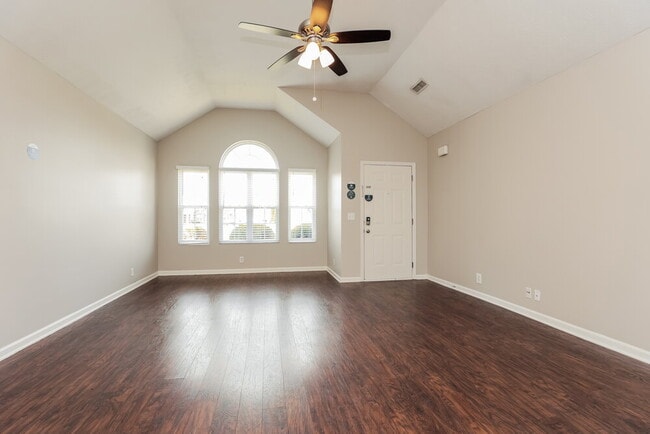 1832 Antebellum Dr