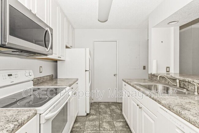 Photo - 2173 Spoleto Ln E