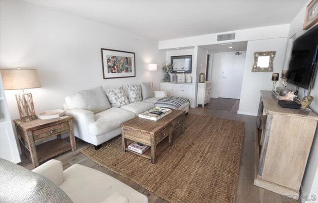 Photo - 1780 Avenida Del Mundo Unit 905