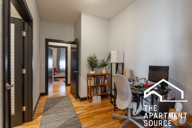 2348 N Lister Ave Unit 10