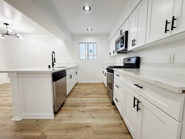 Alcott Apartments