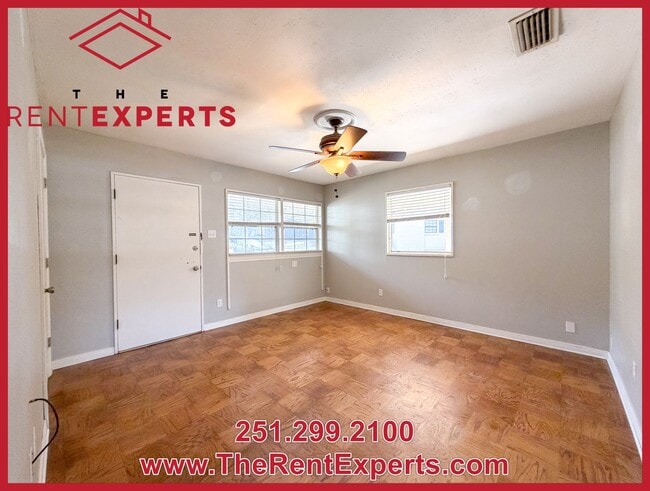 Photo - 550 Tamworth Ct