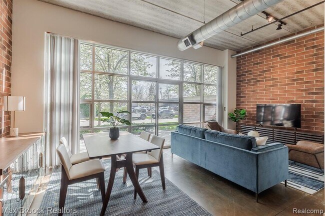 Photo - 333 E Parent Ave Unidad 9