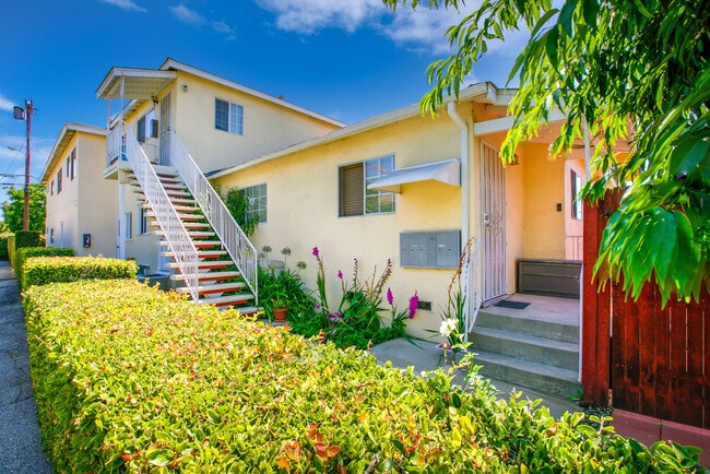 Photo - 2256 S Carmelina Ave